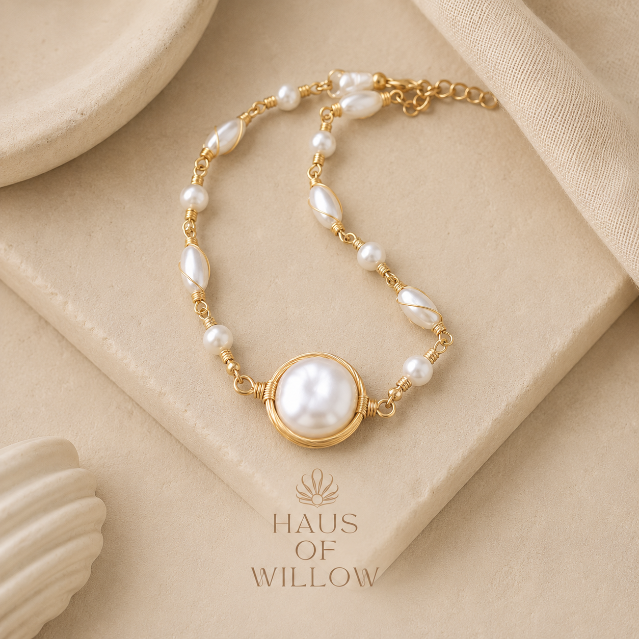 Melanie Pearl Bracelet – Gold Wire Wrap & Freshwater Pearl